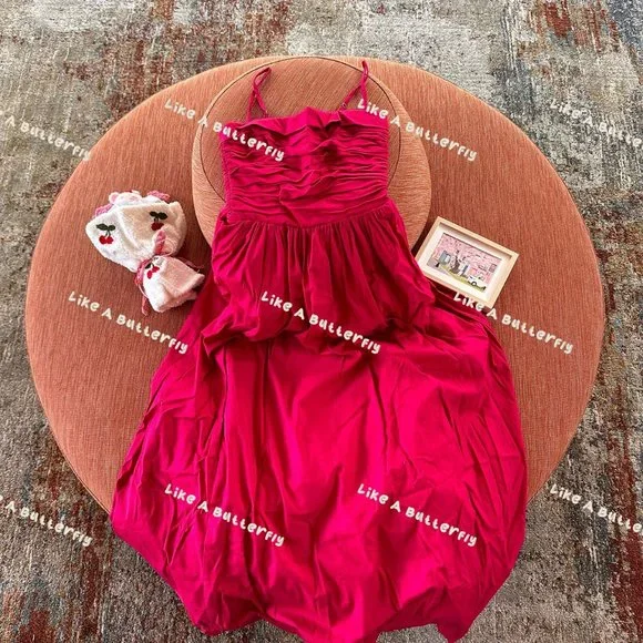 Reformation Lissa Dress - Cherry - Picture 8 of 15